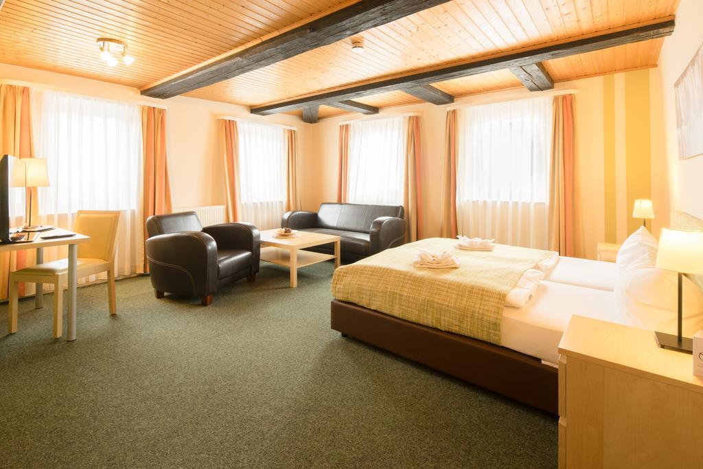 Altes Forsthaus Отель Браунлаге